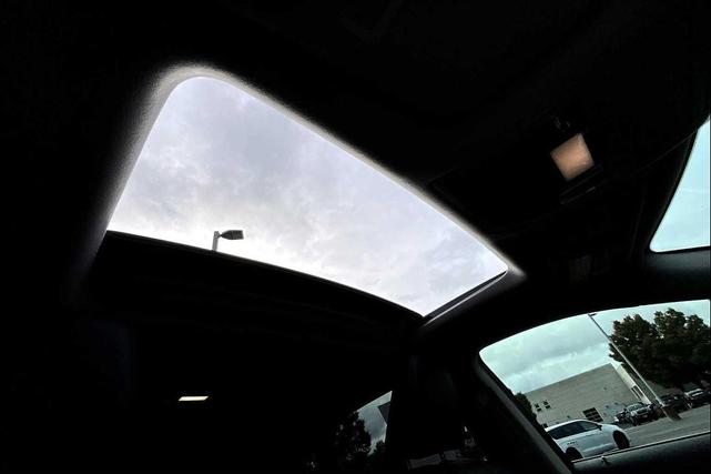 Photo of 2022 Nightfall Mica Lexus RX 350