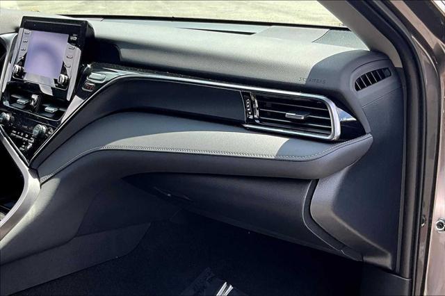 Photo of 2023 Predawn Gray Mica Toyota Camry