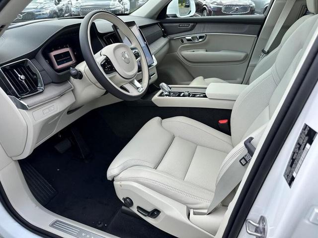 Photo of 2025 Crystal White Pearl Volvo XC90 Plug-In Hybrid