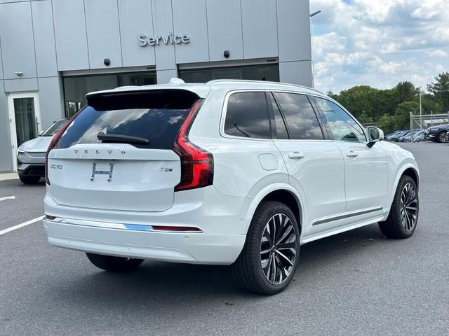 Photo of 2025 Crystal White Pearl Volvo XC90 Plug-In Hybrid