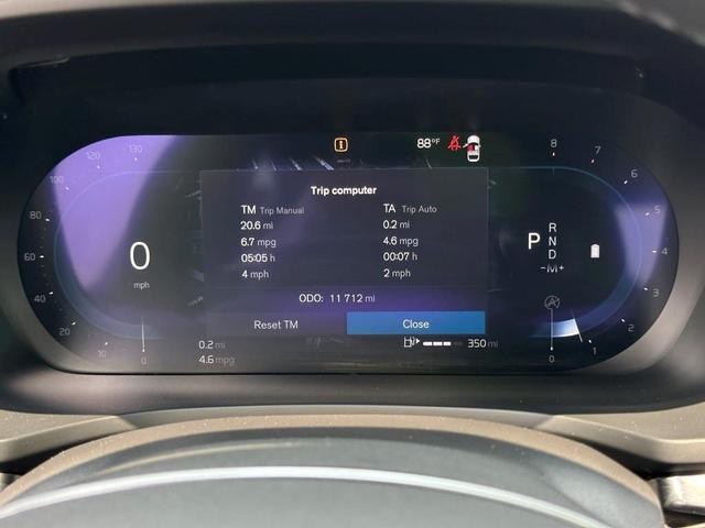 Photo of 2025 Platinum Gray Metallic Volvo S60
