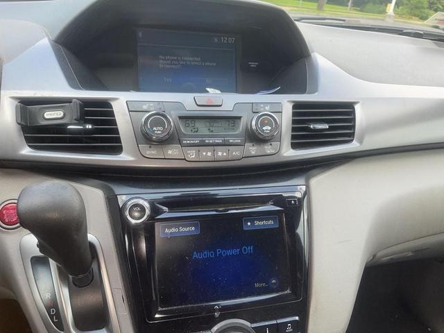 Photo of 2014 Celestial Blue Metallic Honda Odyssey