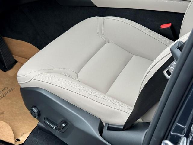 Photo of 2026 Denim Blue Metallic Volvo XC90