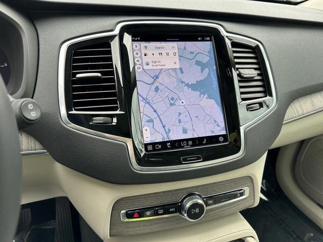 Photo of 2024 Denim Blue Metallic Volvo XC90 Recharge Plug-In Hybrid
