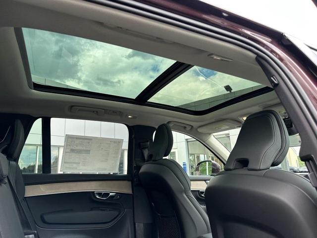 Photo of 2025 Mulberry Red Volvo XC90 Plug-In Hybrid
