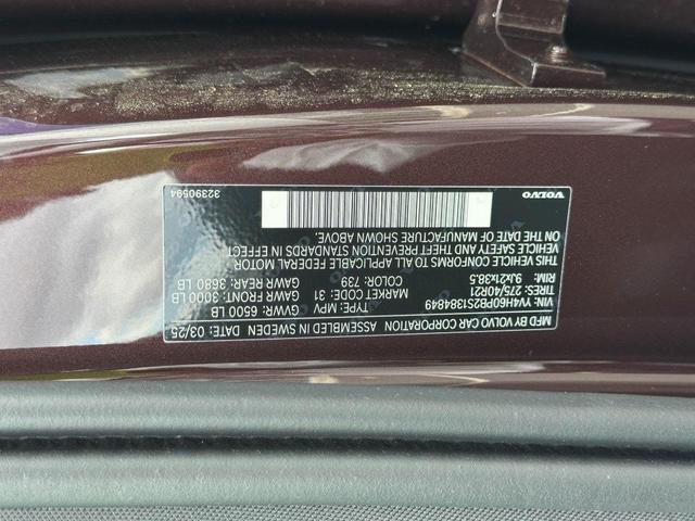 Photo of 2025 Mulberry Red Volvo XC90 Plug-In Hybrid