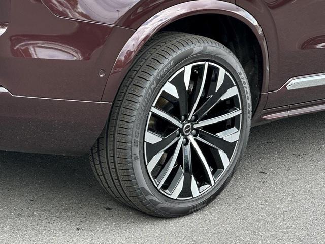 Photo of 2025 Mulberry Red Volvo XC90 Plug-In Hybrid
