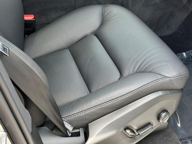 Photo of 2024 Metallic Volvo XC90 Recharge Plug-In Hybrid