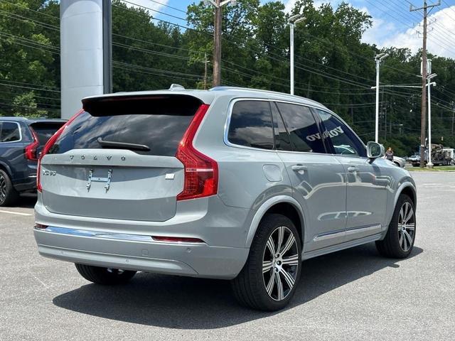Photo of 2024 Metallic Volvo XC90 Recharge Plug-In Hybrid