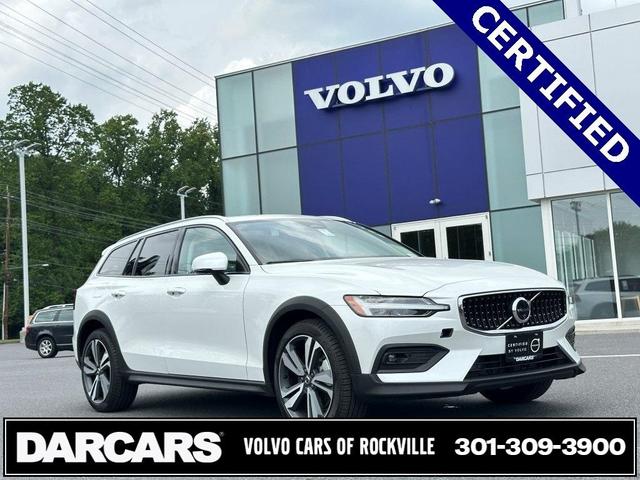 2024 Volvo V60 Cross Country