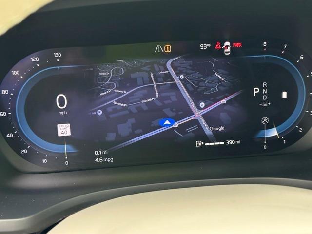 Photo of 2024 Crystal White Metallic Volvo V60 Cross Country
