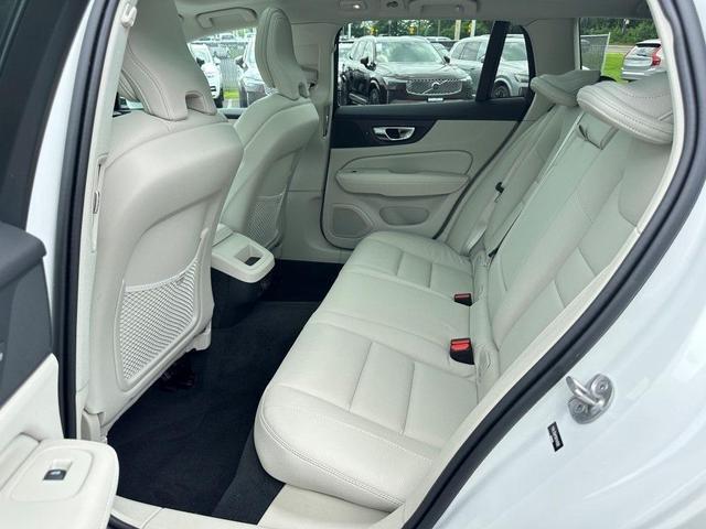 Photo of 2024 Crystal White Metallic Volvo V60 Cross Country