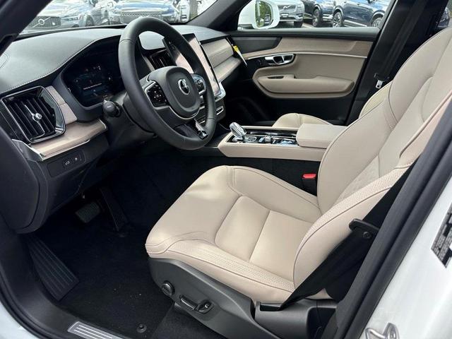 Photo of 2025 Crystal White Pearl Volvo XC90 Plug-In Hybrid