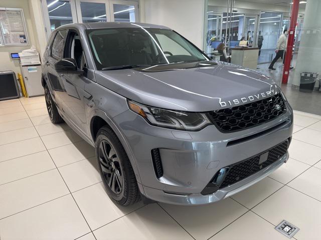 Photo of 2025 Eiger Grey Metallic Land Rover Discovery Sport
