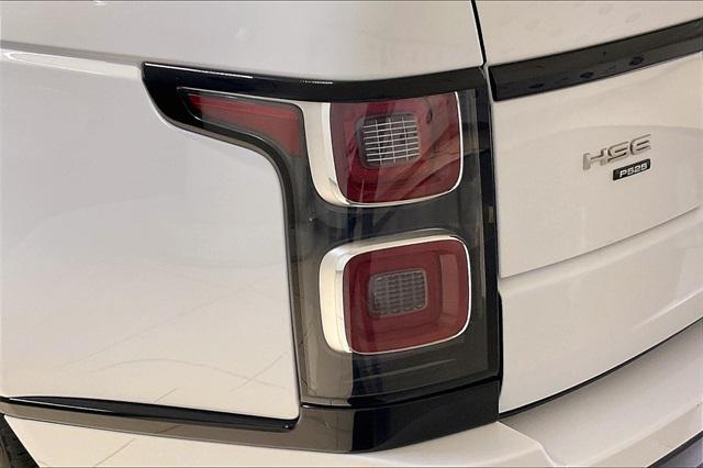 Photo of 2022 Fuji White Land Rover Range Rover