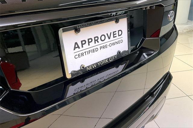 Photo of 2022 Santorini Black Metallic Land Rover Range Rover Sport