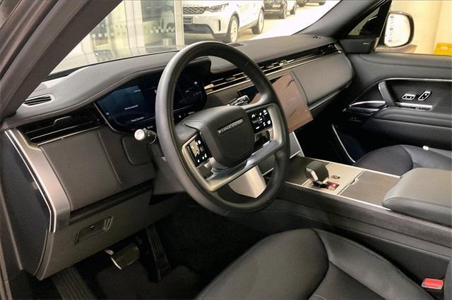 Photo of 2024 Charente Grey Premium Metallic Land Rover Range Rover