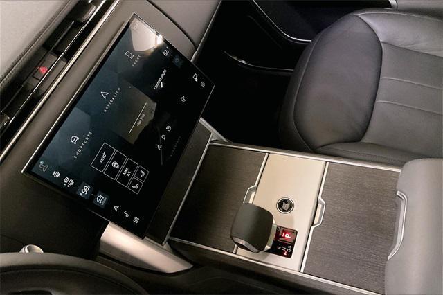 Photo of 2024 Charente Grey Premium Metallic Land Rover Range Rover