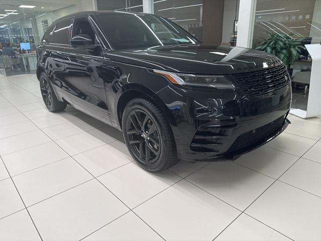 Photo of 2026 Santorini Black Metallic Land Rover Range Rover Velar