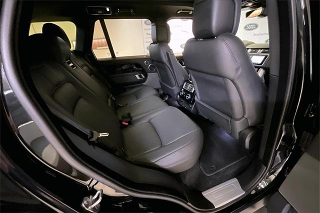 Photo of 2021 Santorini Black Metallic Land Rover Range Rover