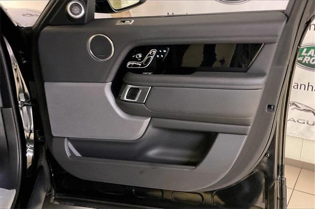 Photo of 2021 Santorini Black Metallic Land Rover Range Rover