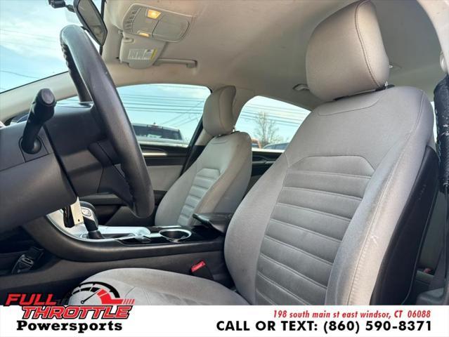 Photo of 2013 Deep Impact Blue Ford Fusion