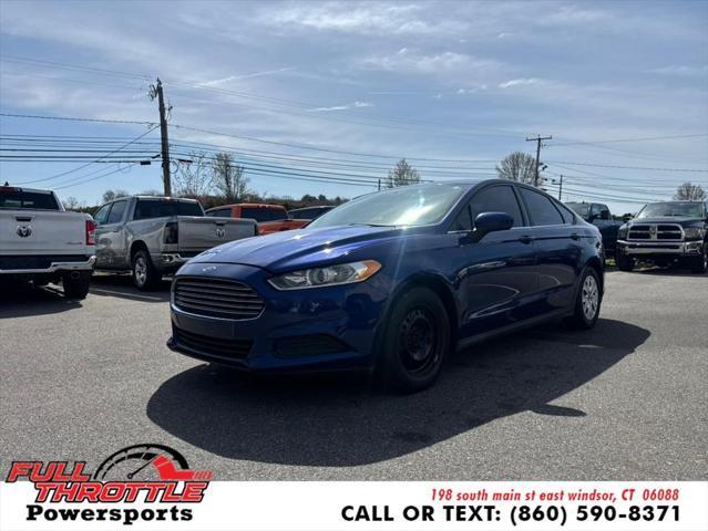 Photo of 2013 Deep Impact Blue Ford Fusion