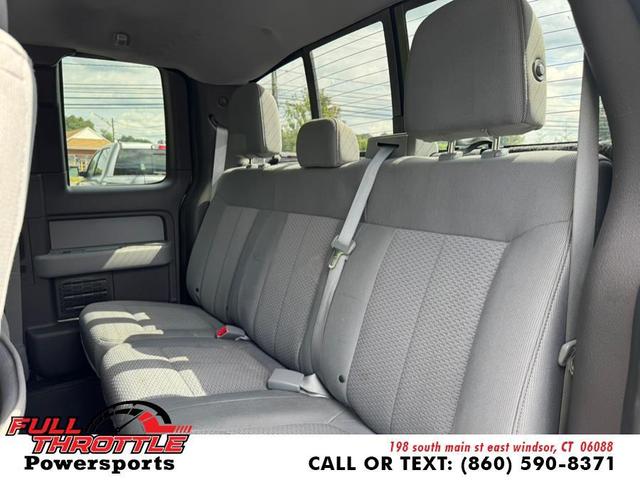 Photo of 2014 Oxford White Ford F-150