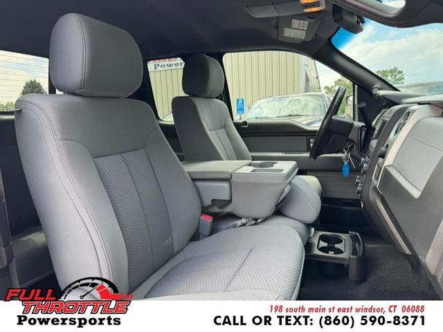 Photo of 2014 Oxford White Ford F-150