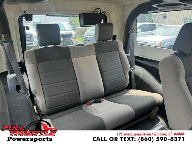 Photo of 2007 Jeep Green Metallic Clearcoat/Black Hard Top Jeep Wrangler
