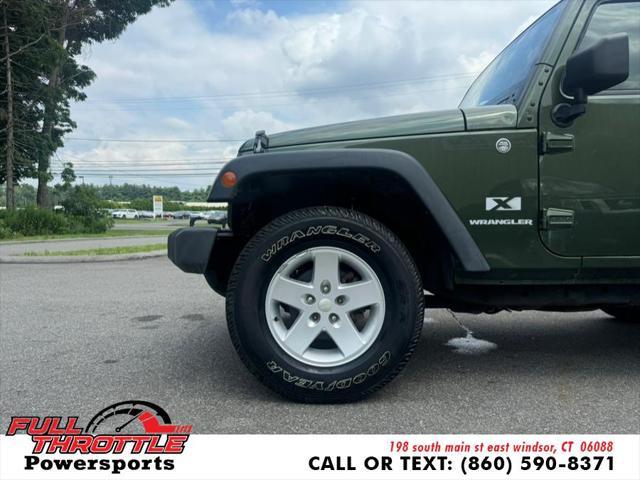 Photo of 2007 Jeep Green Metallic Clearcoat/Black Hard Top Jeep Wrangler
