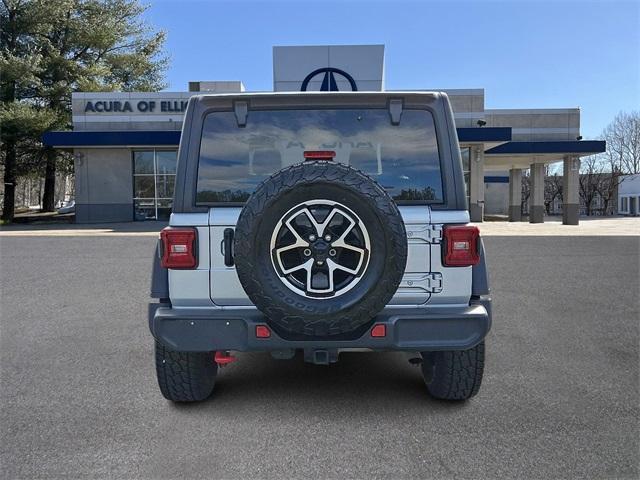 Photo of 2024 Silver Zynith Clearcoat Jeep Wrangler