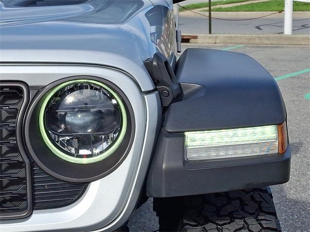 Photo of 2024 Silver Zynith Clearcoat Jeep Wrangler
