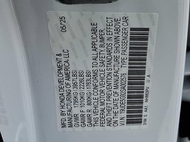 Photo of 2025 Platinum White Pearl Acura Integra