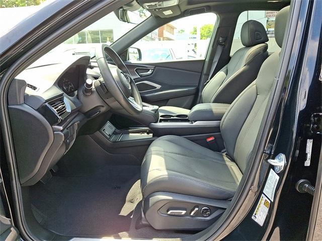 Photo of 2025 Majestic Black Pearl Acura RDX