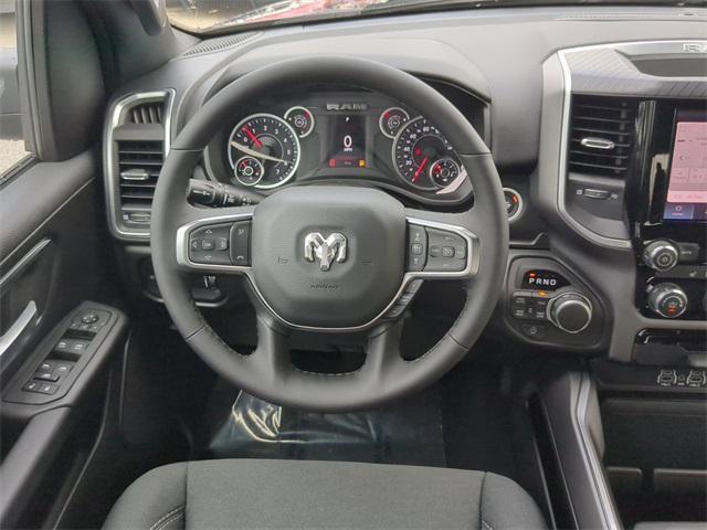 Photo of 2025 Granite Crystal Metallic Clearcoat RAM 1500