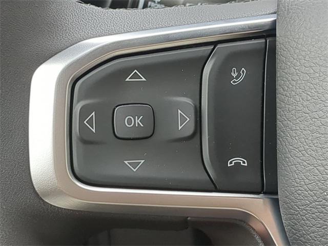 Photo of 2025 Granite Crystal Metallic Clearcoat RAM 1500