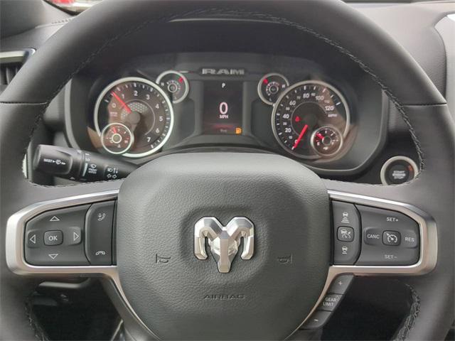 Photo of 2025 Granite Crystal Metallic Clearcoat RAM 1500