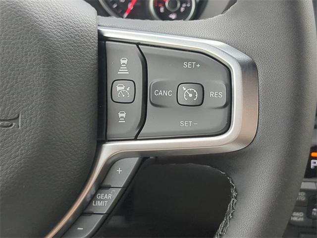 Photo of 2025 Granite Crystal Metallic Clearcoat RAM 1500