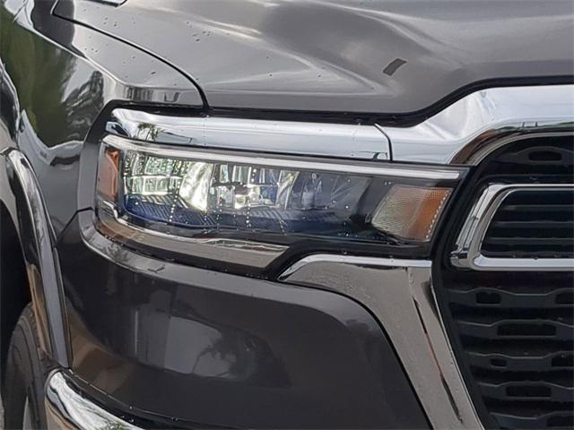 Photo of 2025 Granite Crystal Metallic Clearcoat RAM 1500