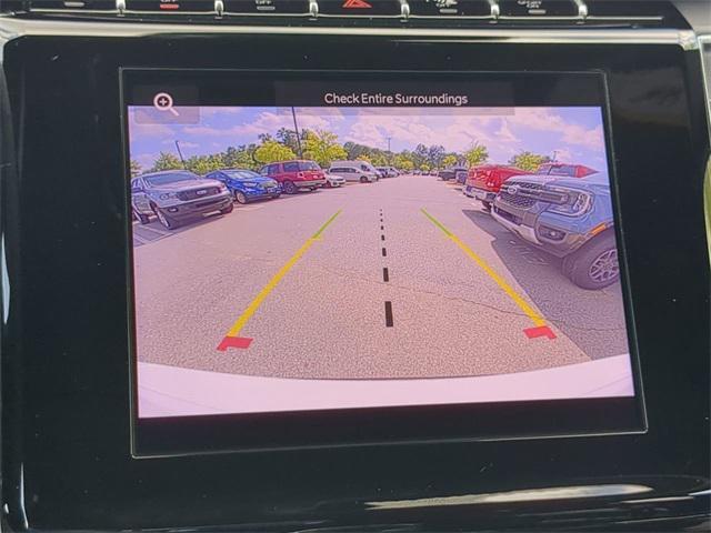 Photo of 2025 Bright White Clearcoat Jeep Grand Cherokee L