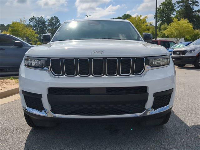 Photo of 2025 Bright White Clearcoat Jeep Grand Cherokee L