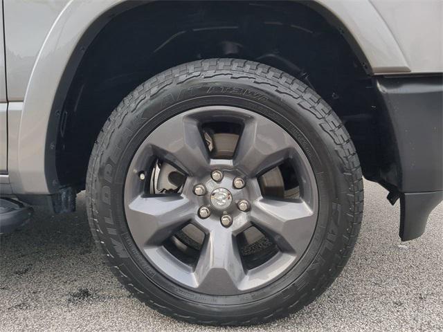 Photo of 2024 Billet Silver Metallic Clearcoat RAM 1500