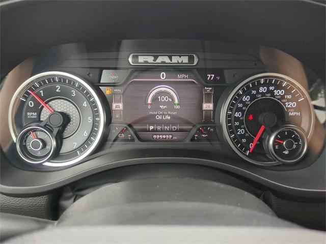 Photo of 2024 Billet Silver Metallic Clearcoat RAM 1500