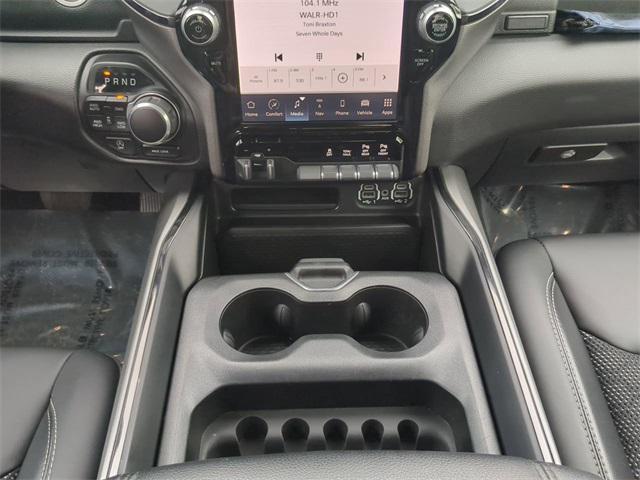 Photo of 2024 Billet Silver Metallic Clearcoat RAM 1500