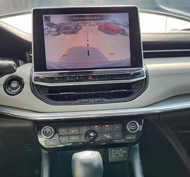 Photo of 2022 Diamond Black Crystal Pearlcoat Jeep Compass