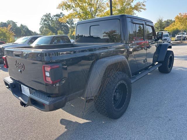 Photo of 2022 Black Clearcoat Jeep Gladiator