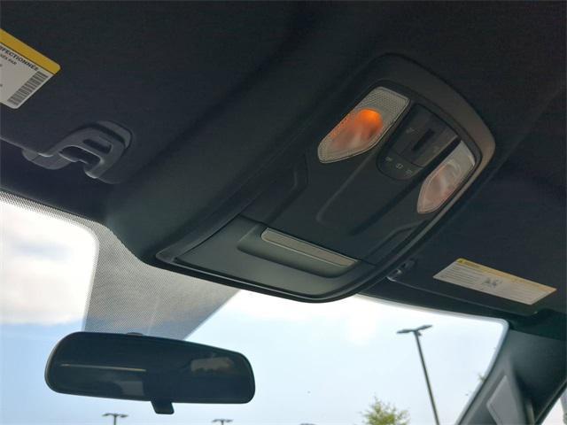 Photo of 2022 Bright White Clearcoat RAM 1500