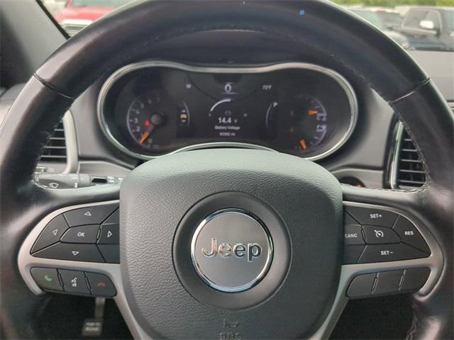 Photo of 2020 Bright White Clearcoat Jeep Grand Cherokee