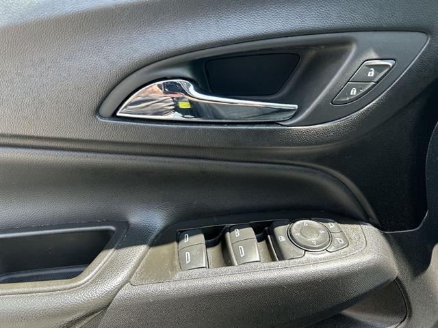 Photo of 2023 Iron Gray Metallic Chevrolet Equinox